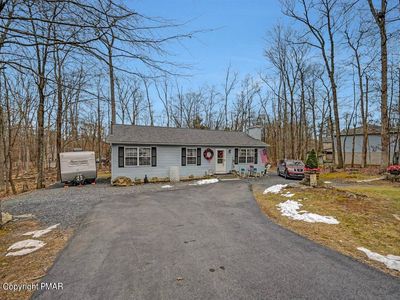 1136 Hunters Woods Dr, East Stroudsburg, PA, 18301