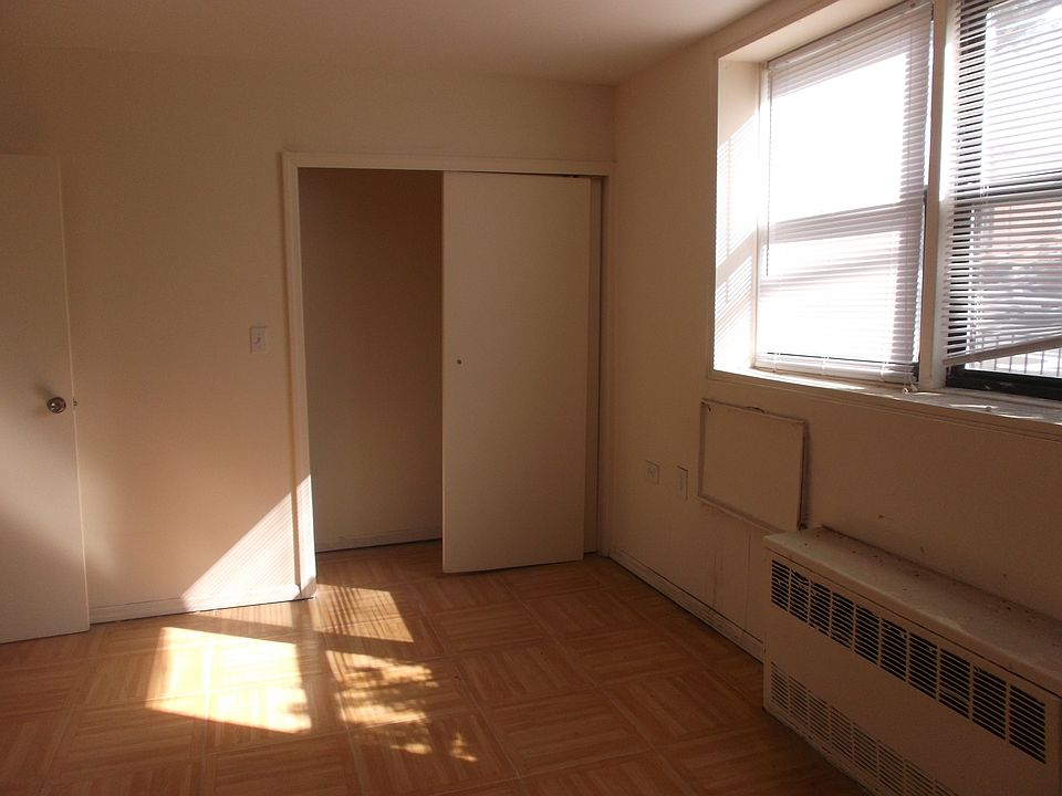1st image of 8871 24th Ave APT 2