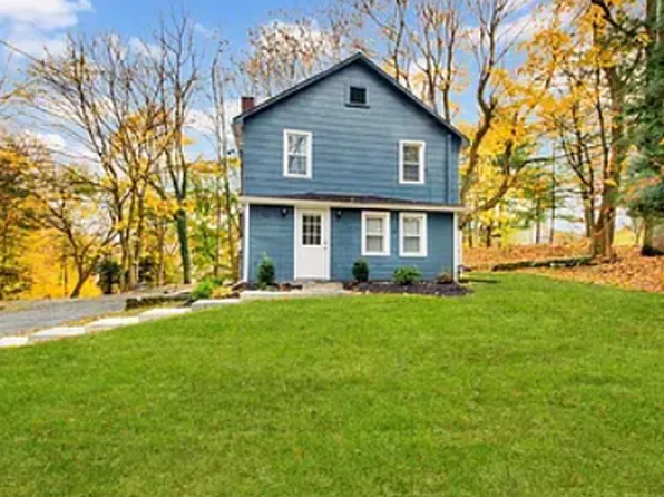350 Old Post Rd, Marlboro, NY 12542