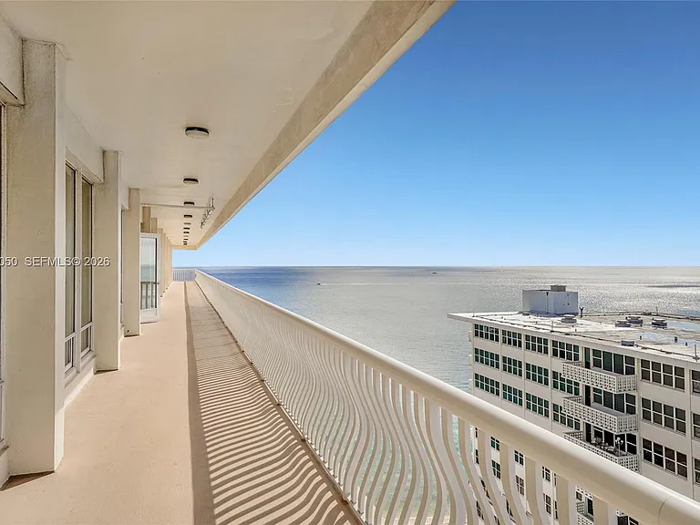 4020 Galt Ocean Dr #1406 — Photo 38