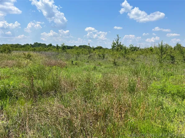 590 East Rd, Inola, OK 74036