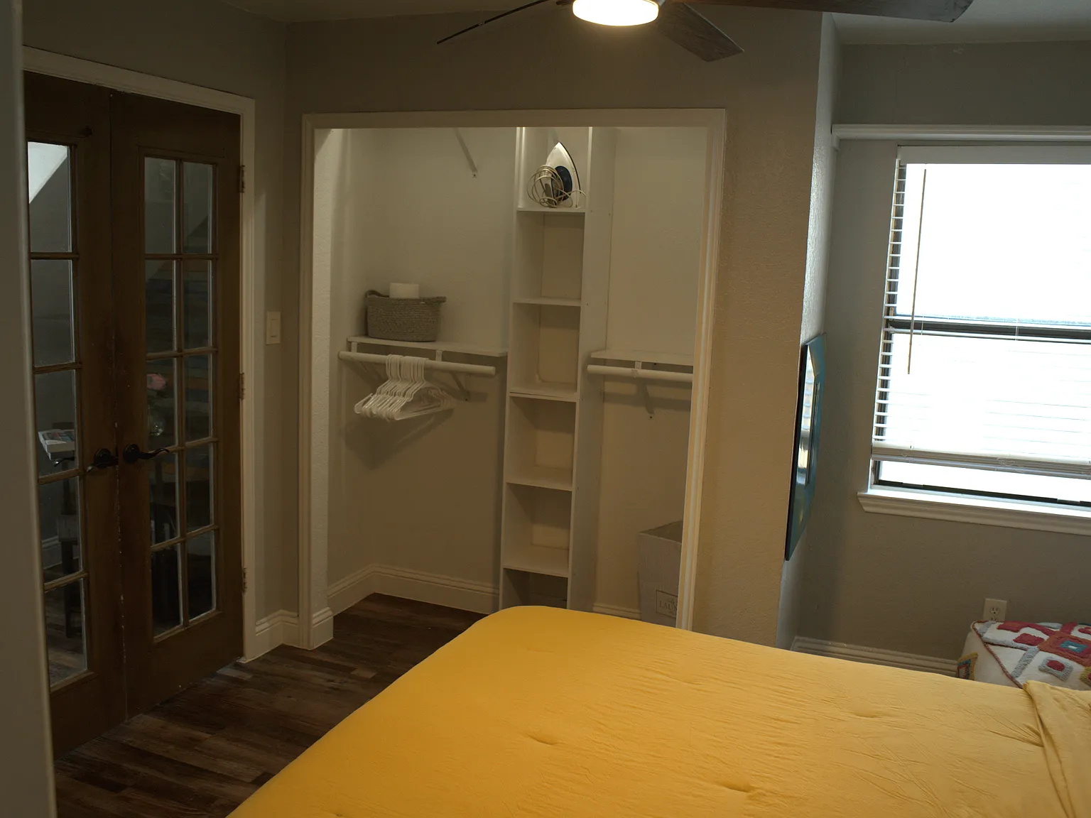2 bed, 894 sqft, $2,000 — Photo 3