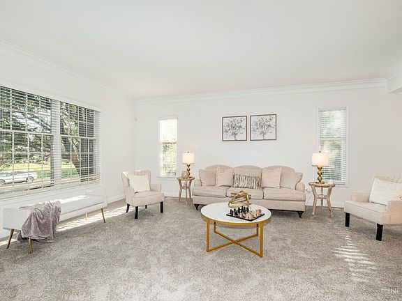 3rd image of 3965 Saint Andrews Ct