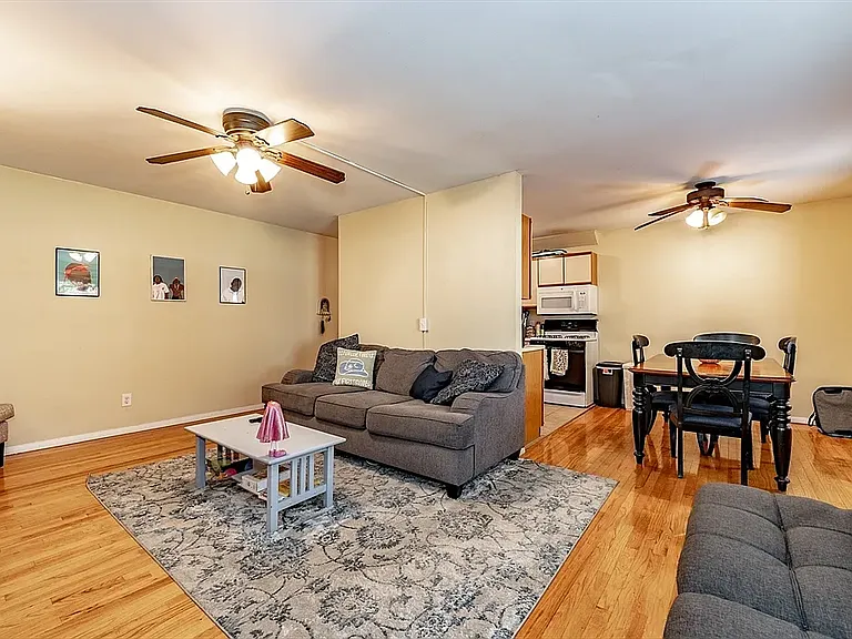 245 Regency Park Dr #245 — Photo 7