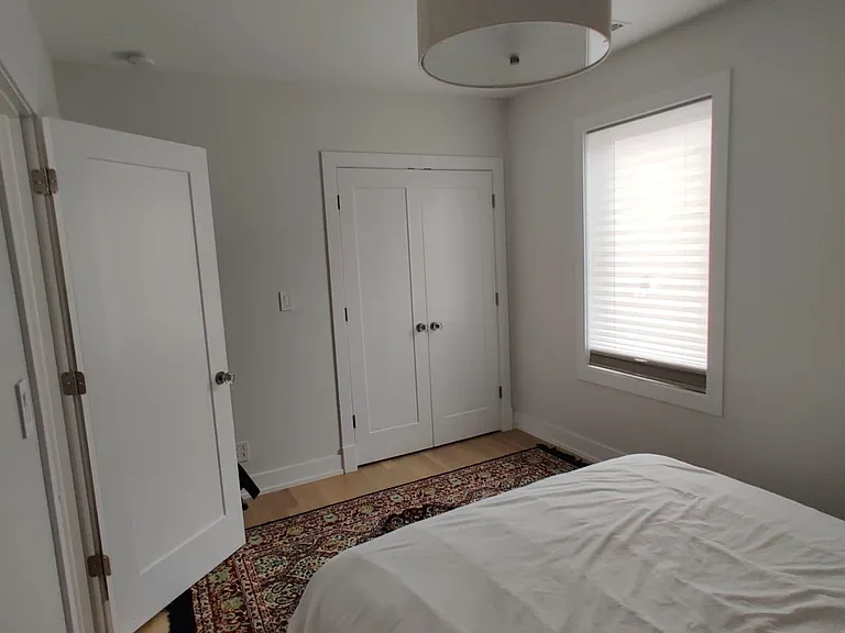 4514 N Harding Ave #2 — Photo 9