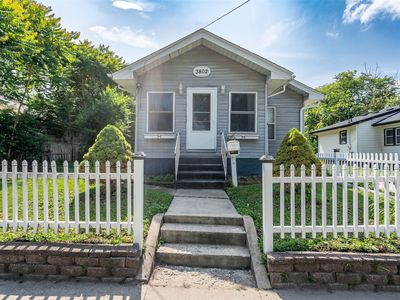 3802 Bowdoin St, Des Moines, IA, 50313