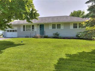 5 Smallwood St, Baldwinsville, NY 13027