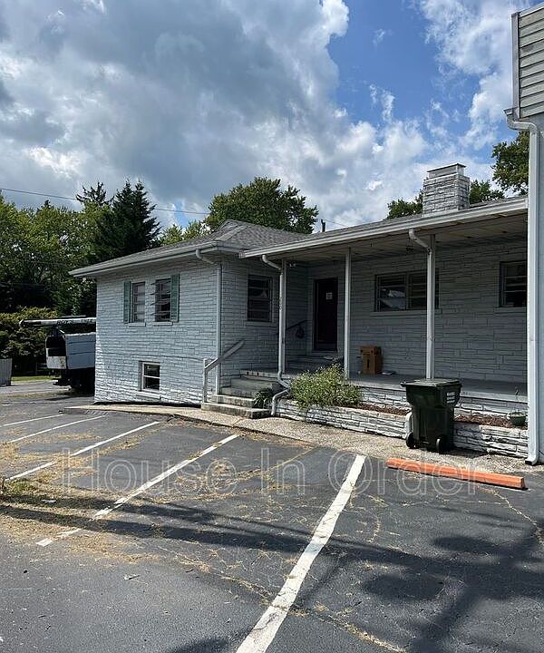 1st image of 2001 Asheville Hwy