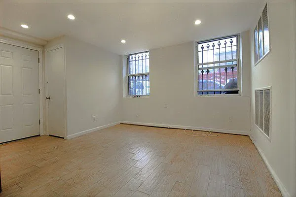 Rented by Elite NY Holdings | media 9