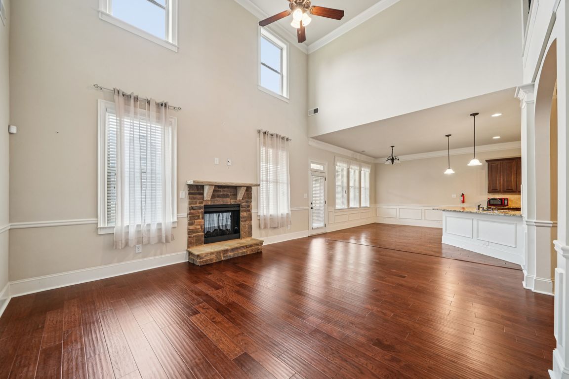 next background image