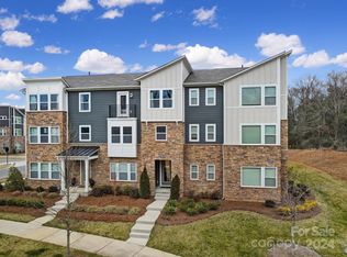 2219 Aria Park Dr, Charlotte, NC 28262