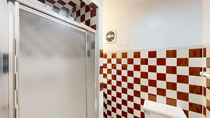 Rented by Bond New York | media 3