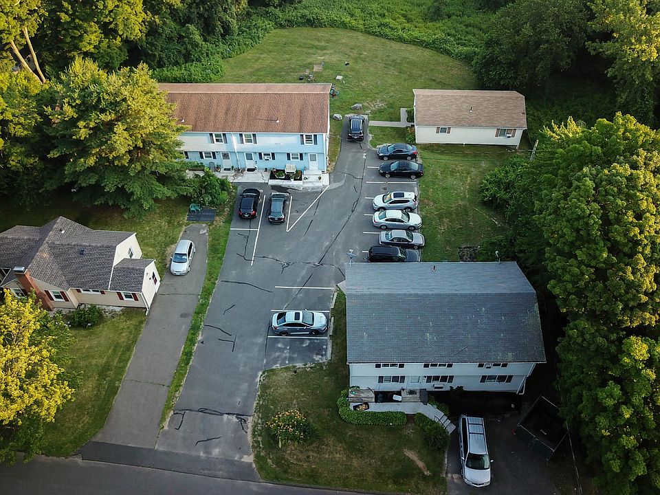 2nd image of 23 Hydelor Ave APT C