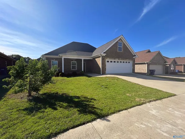 151 Alexandra Dr, Oxford, AL 36203