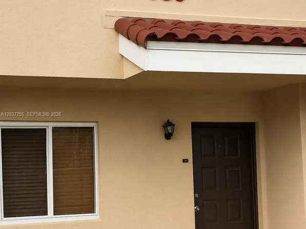 680 NW 82nd Pl, Miami, FL