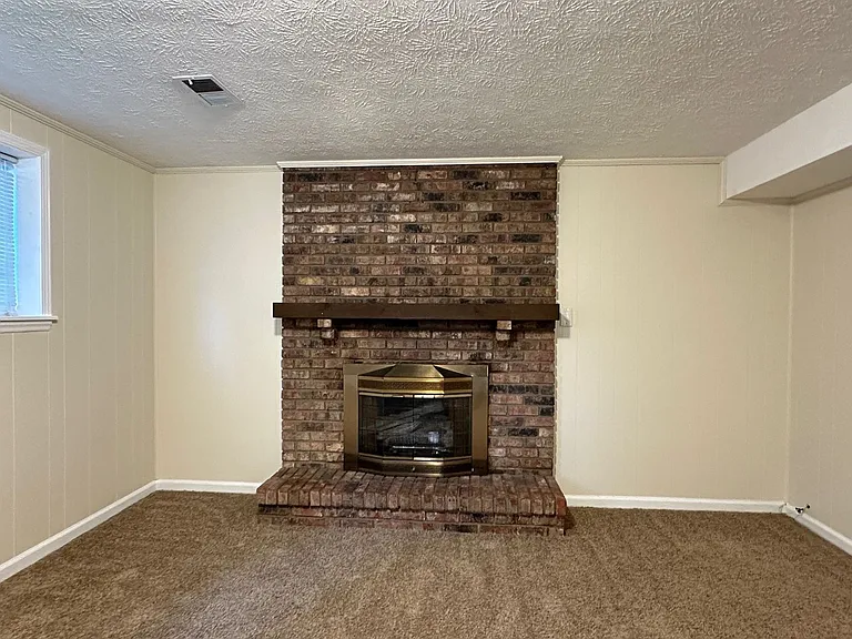 3486 Ormond Cir — Photo 30