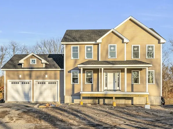 52 Fall River Ave, Seekonk, MA 02771