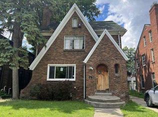 19911 Shrewsbury Rd, Detroit, MI 48221