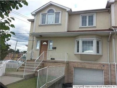 421 Ridgecrest Ave, Staten Island, NY, 10312