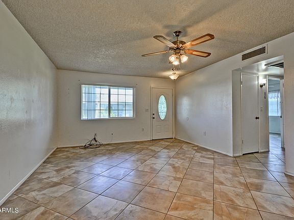 4th image of 10878 W Santa Fe Dr