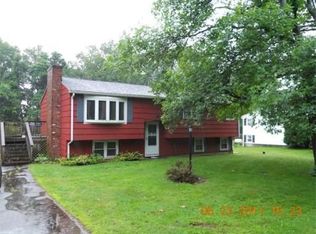 71 S Oxford Rd, Millbury, MA 01527