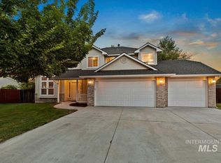 2116 E Harbour Grove Dr, Nampa, ID 83686