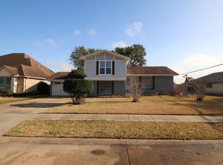 2621 Miller St, Port Neches, TX 77651