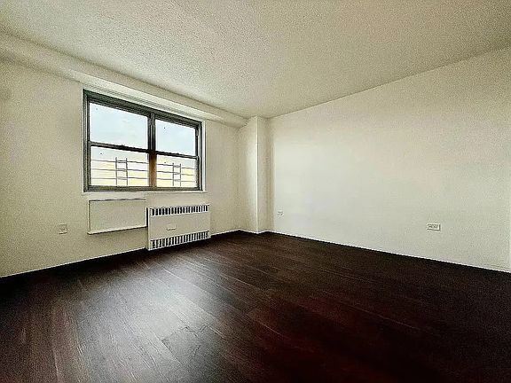 3rd image of 880 Colgate Ave #15FF