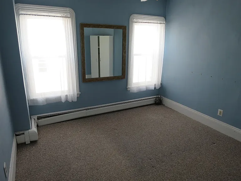 286 Highland Ave — Photo 9