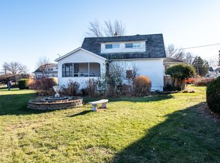2714 Caledonia Ave, Zion, IL