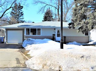 1717 13 1/2 St S, Fargo, ND 58103