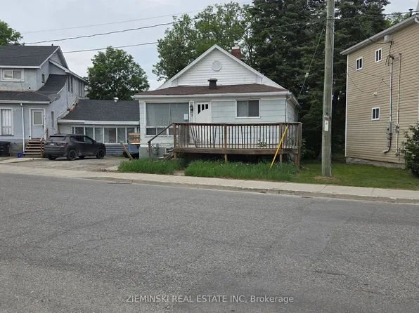 2 Station Rd S, Kirkland Lake, ON P2N 3H3
