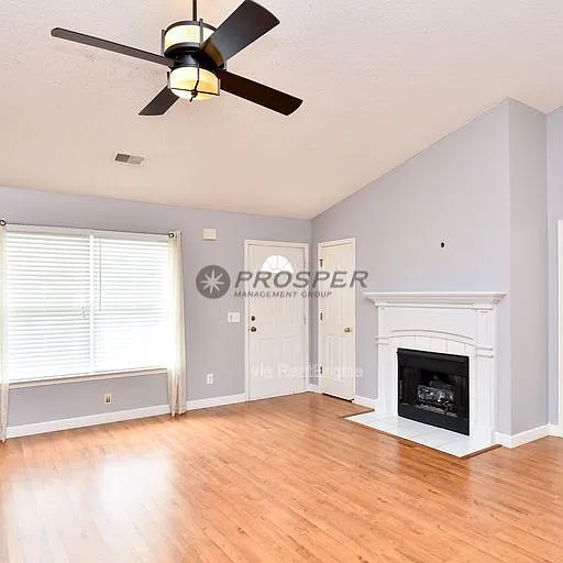 1925 Country Apple Ct — Photo 3