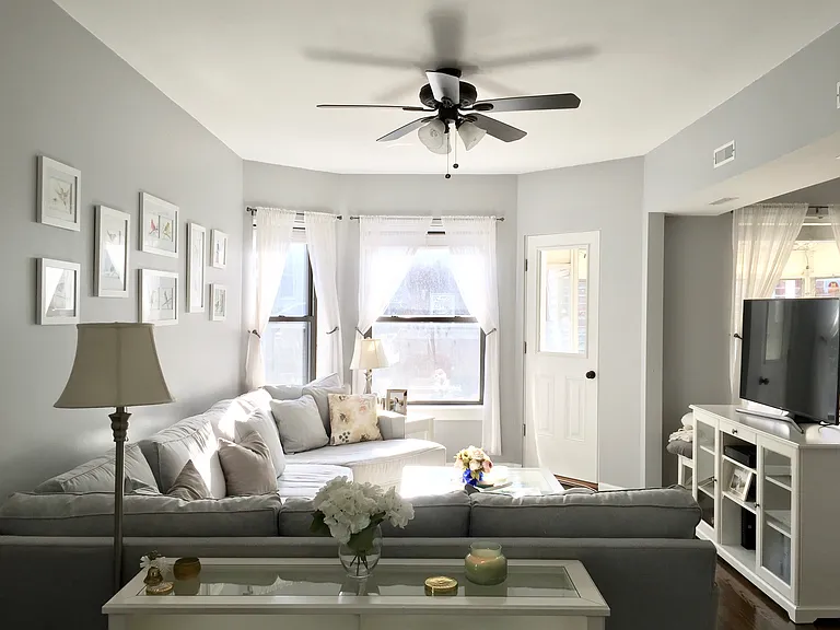 3253 N Kenmore Ave #2 — Photo 7