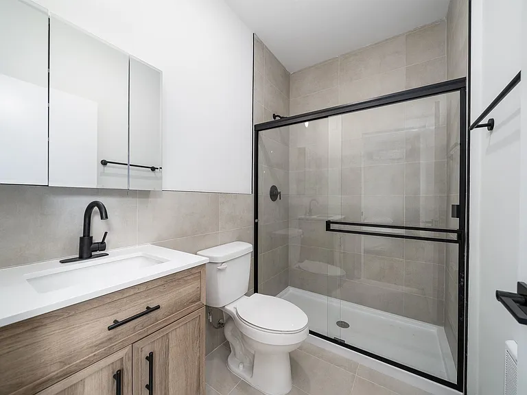 224 Garfield Ave #4B — Photo 13
