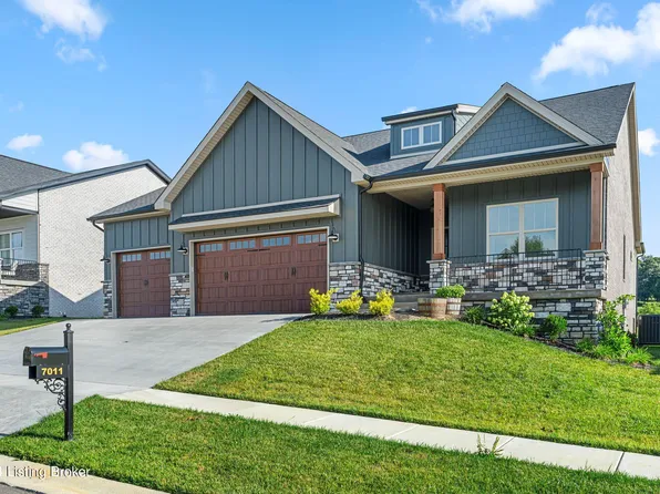 7011 Oaken Ln, Lanesville, IN 47136