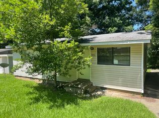 806 S Lipona Rd, Tallahassee, FL 32304