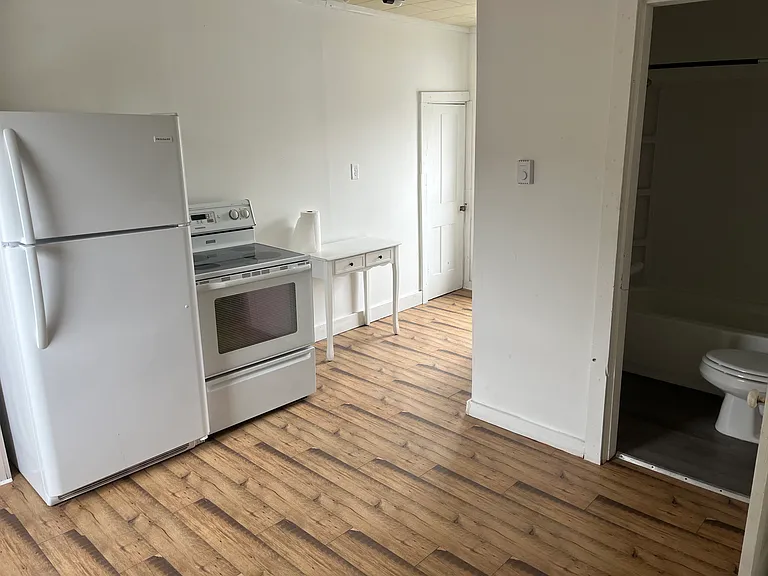 329 Gordon St #1/2 — Photo 6