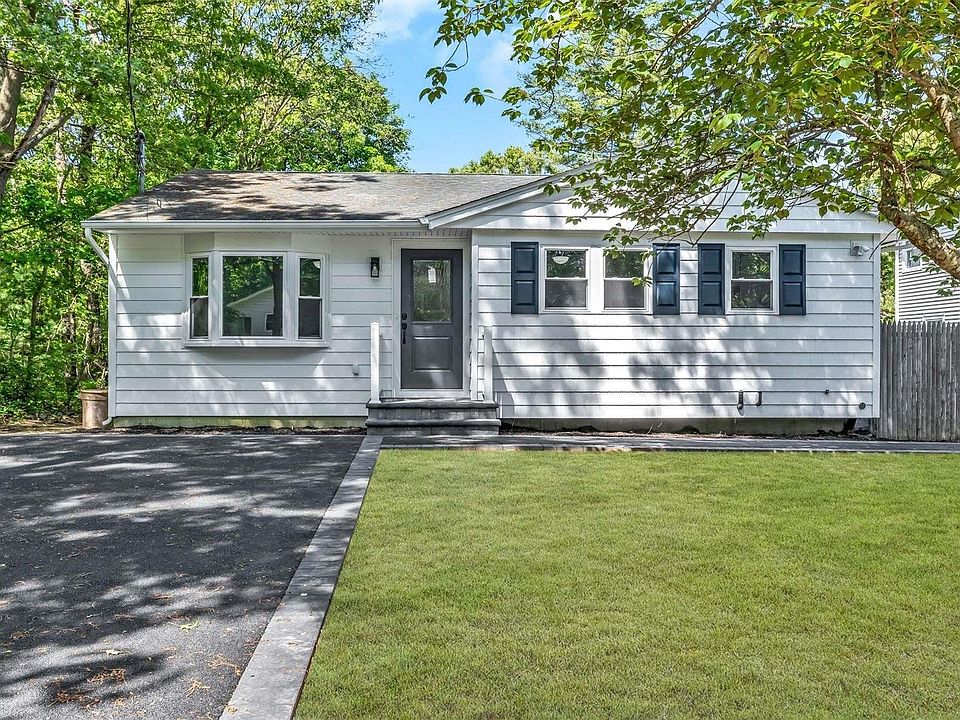 1st image of 288 Magnolia Drive
