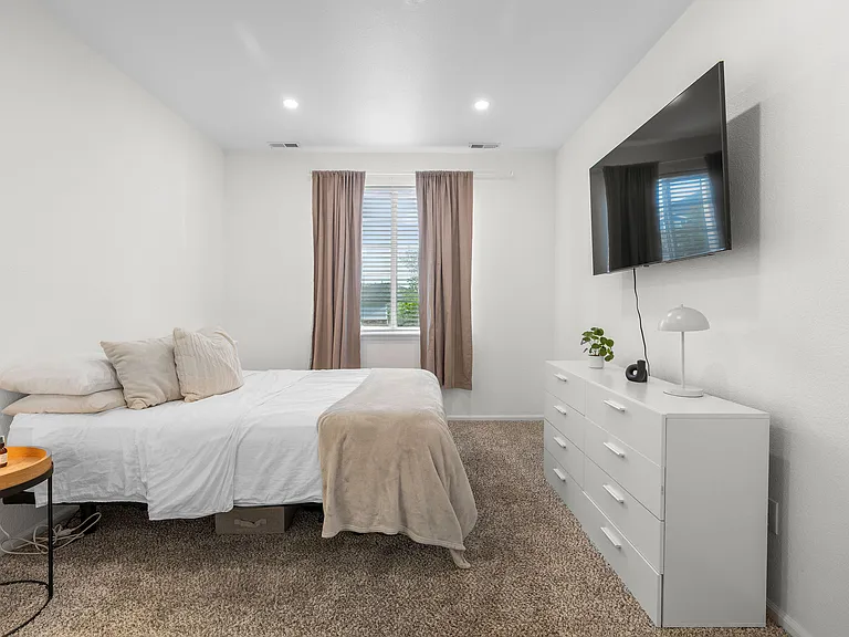 5255 Memphis St #1007 — Photo 12