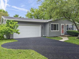 1217 Rita Ave, St Charles, IL 60174