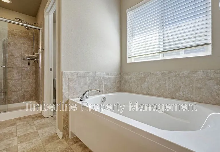 7673 Crestone Peak Trl — Photo 34