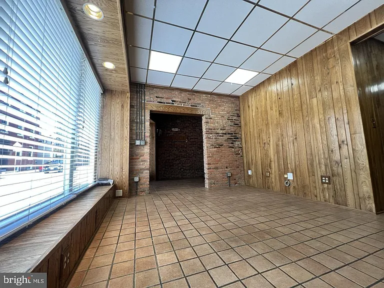 144 W Patrick St #6 — Photo 5