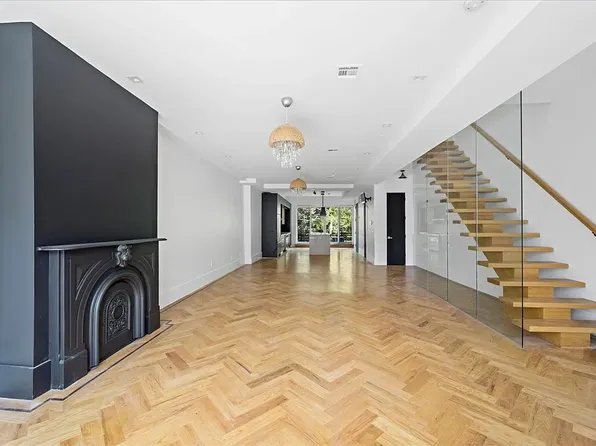 453 Lexington Ave, Brooklyn, NY 11221