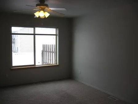 903 Dimaggio Dr — Photo 3