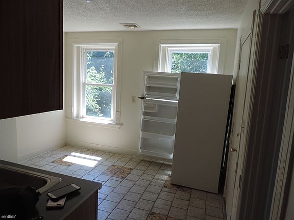 260 Davenport Ave (two Floors) (7)