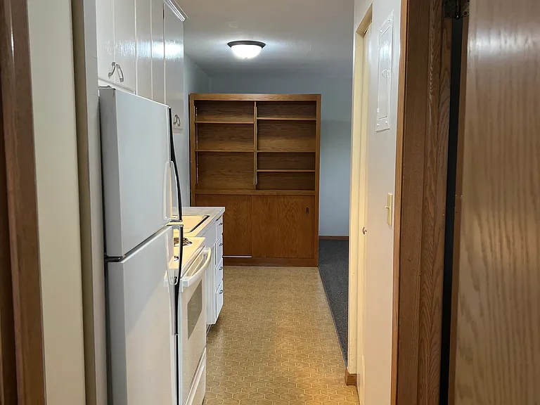 958 Manvel St #6 — Photo 7
