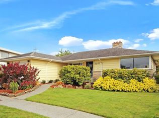 2207 NW 87th St, Seattle, WA 98117