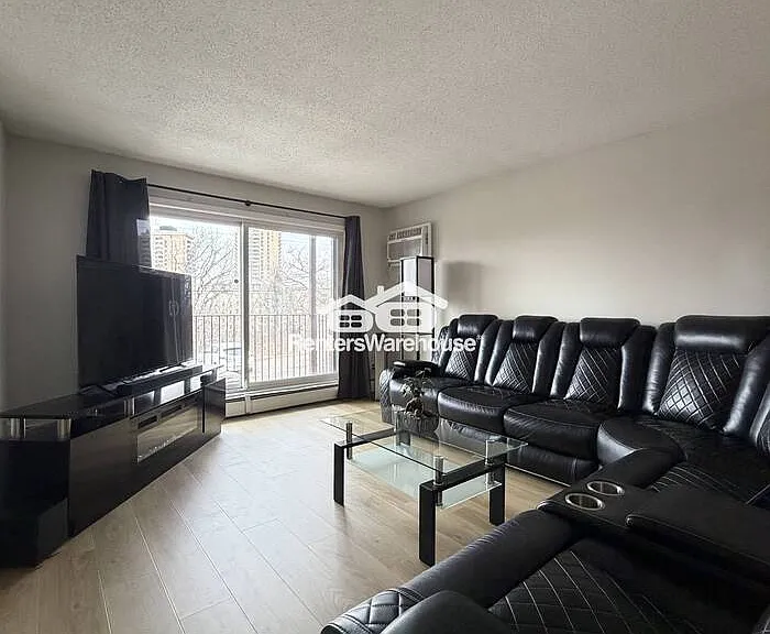520 Ridgewood Ave #102 — Photo 4