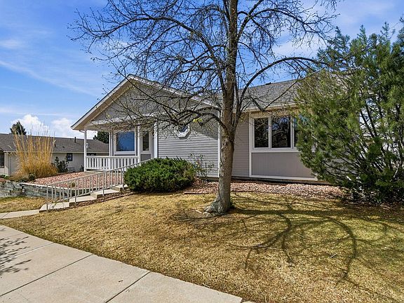 4th image of 26 Sandra Ln